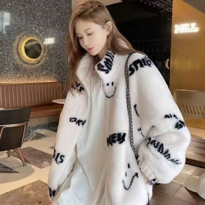 Шуба из овечьей шерсти